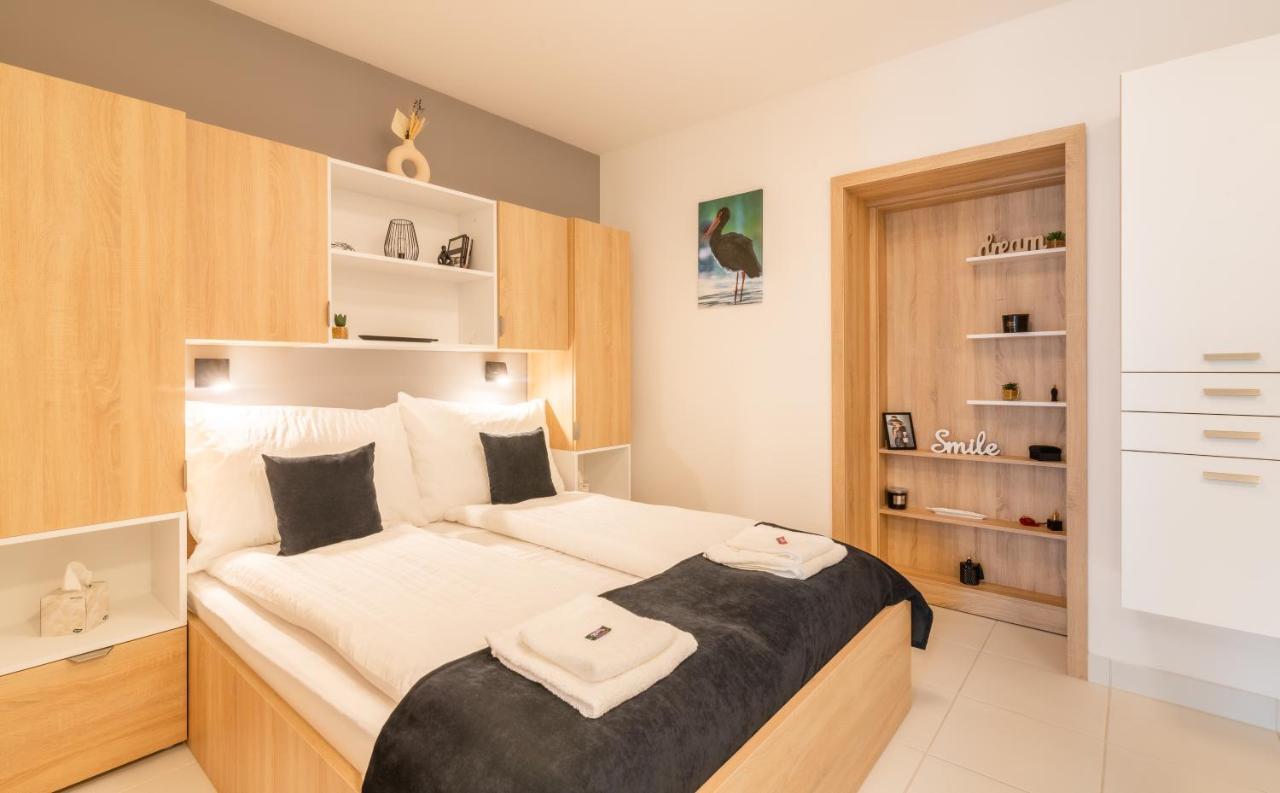 Jegmadar & Fekete Golya Apartmanok Mosonmagyaróvár 外观 照片