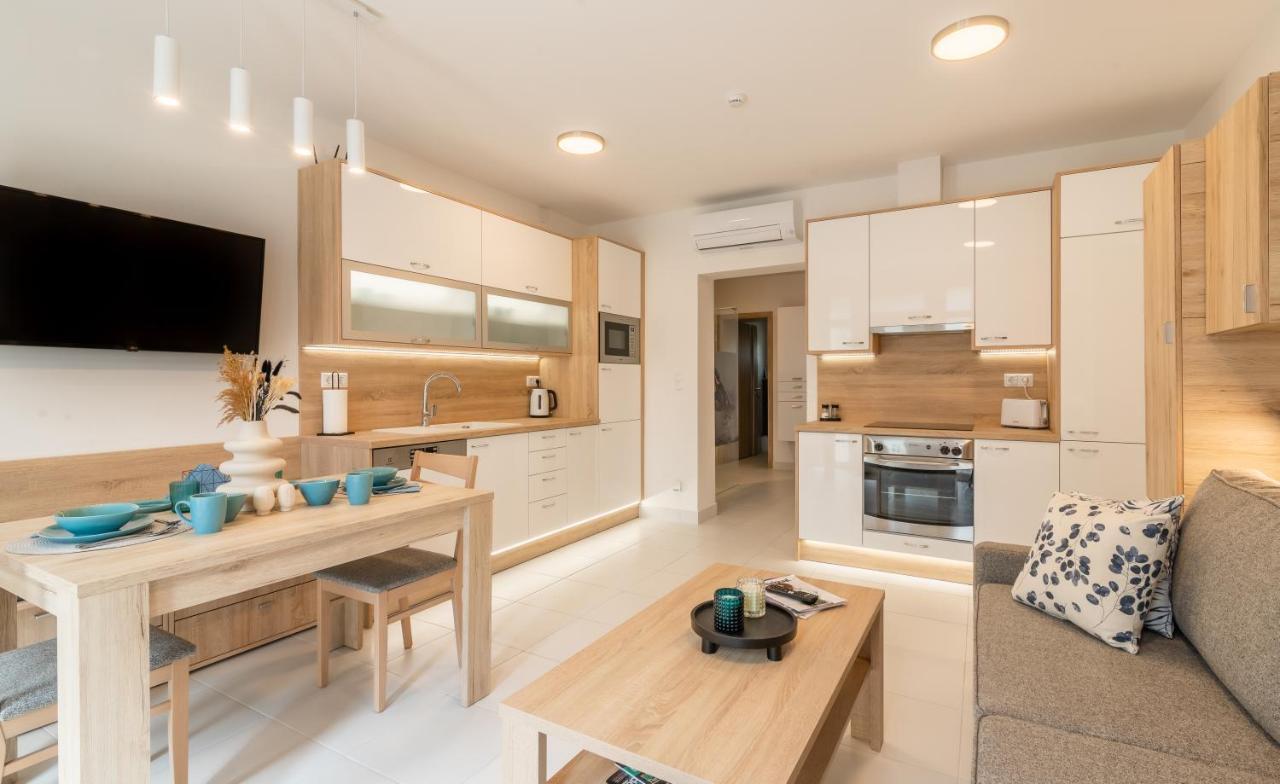 Jegmadar & Fekete Golya Apartmanok Mosonmagyaróvár 外观 照片