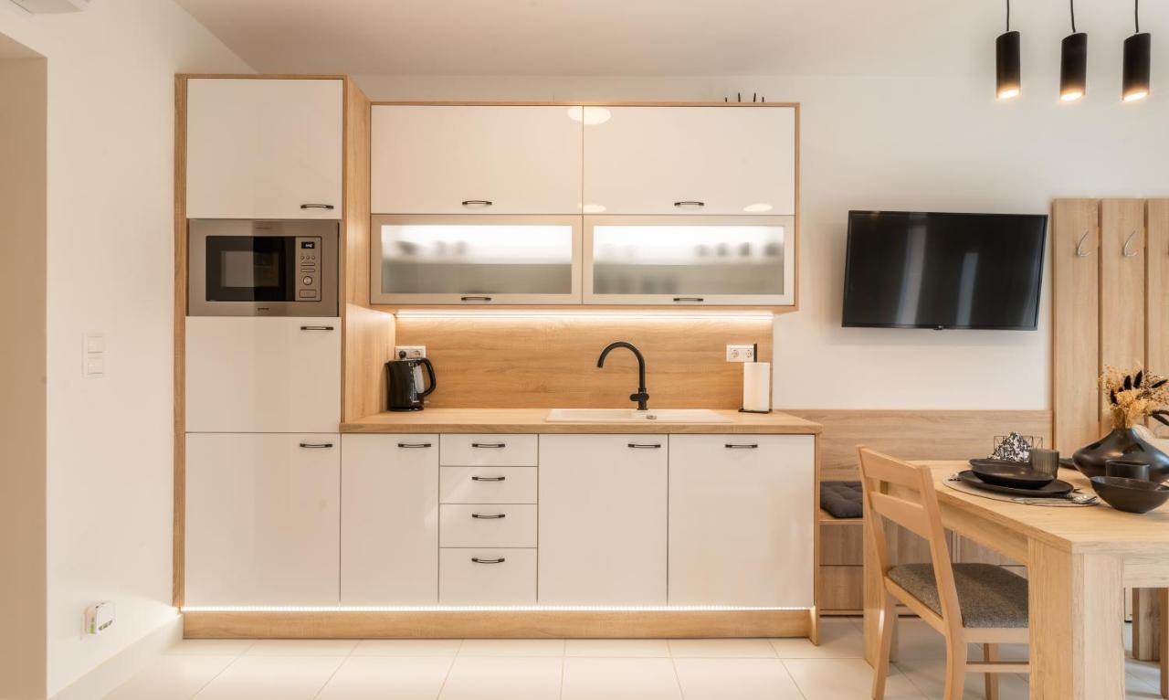 Jegmadar & Fekete Golya Apartmanok Mosonmagyaróvár 外观 照片